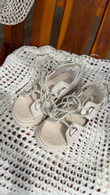 Cargar imagen en el visor de la galería, SANTORINI SANDALS