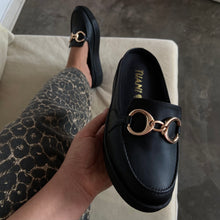 Cargar imagen en el visor de la galería, MOCASIN NEGRO