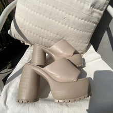 Cargar imagen en el visor de la galería, ALANA BEIGE