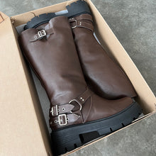 Cargar imagen en el visor de la galería, BIKER BOOTS BROWN