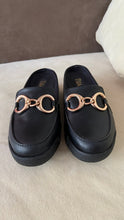 Cargar imagen en el visor de la galería, MOCASIN NEGRO