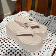 Cargar imagen en el visor de la galería, HADID BEIGE