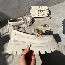 Cargar imagen en el visor de la galería, MOCASINE 3 EN 1 HUESO