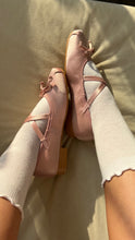 Cargar imagen en el visor de la galería, BALLET FLATS ROSE
