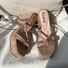 Cargar imagen en el visor de la galería, SAVANNA BEIGE

