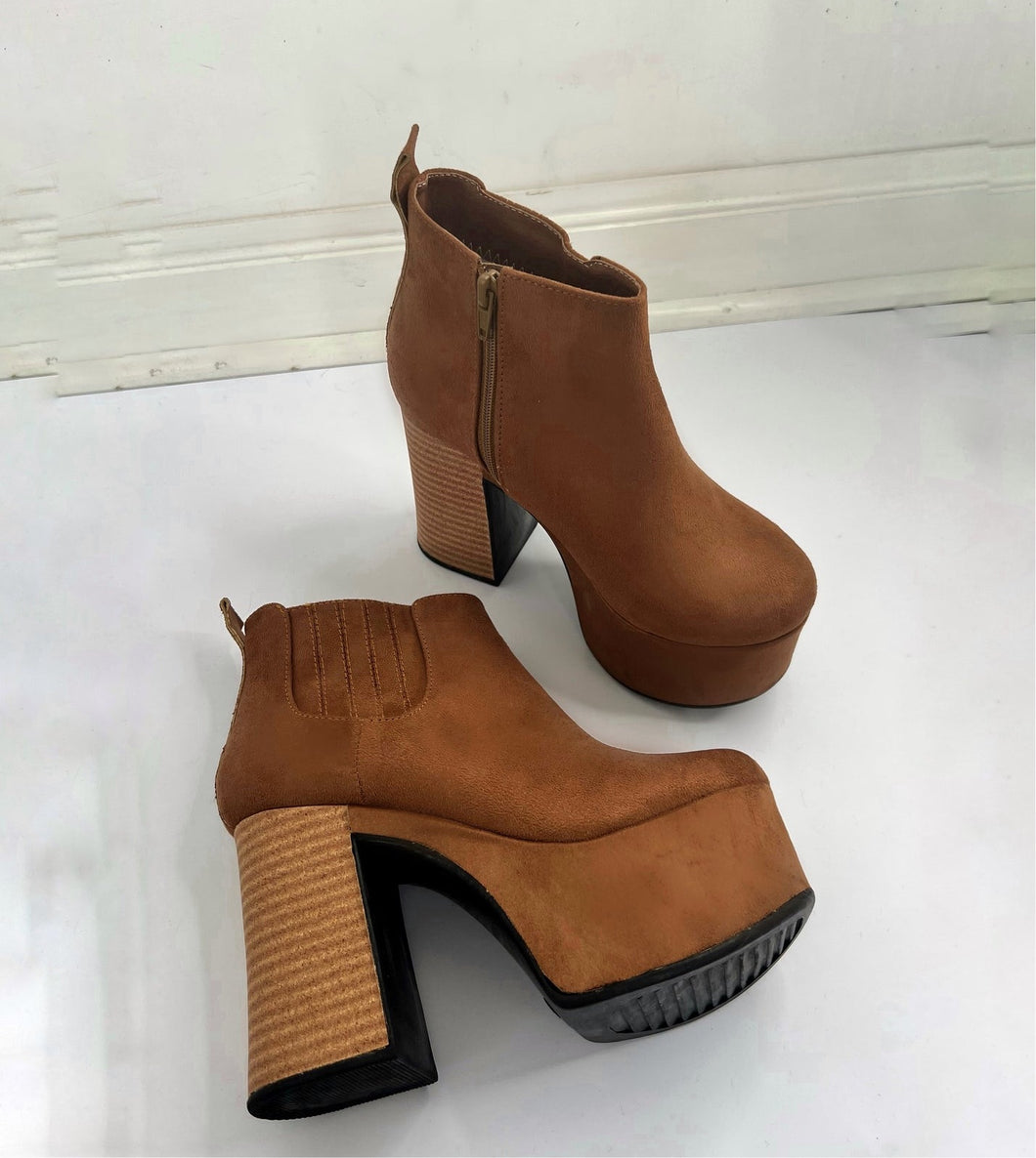 EUPHORIA BOOTS CAMEL